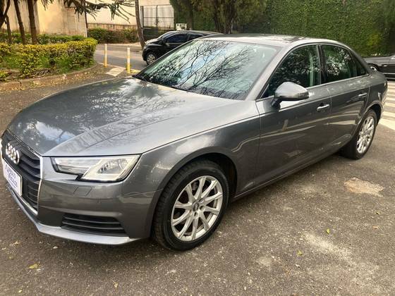 AUDI A4 2.0 TFSI AMBIENTE GASOLINA 4P S TRONIC